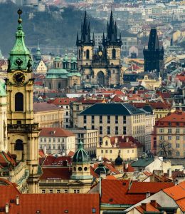Billig biluthyrning & hyrbil i Prag