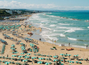 Billig hyrbil i Termoli