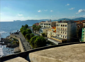 Billig hyrbil i Alghero