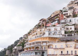 Hyrbil & biluthyrning Salerno Amalfikusten flygplats