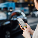 Nu kan du hämta ut en hyrbil med hjälp av en QR-kod hos Hertz